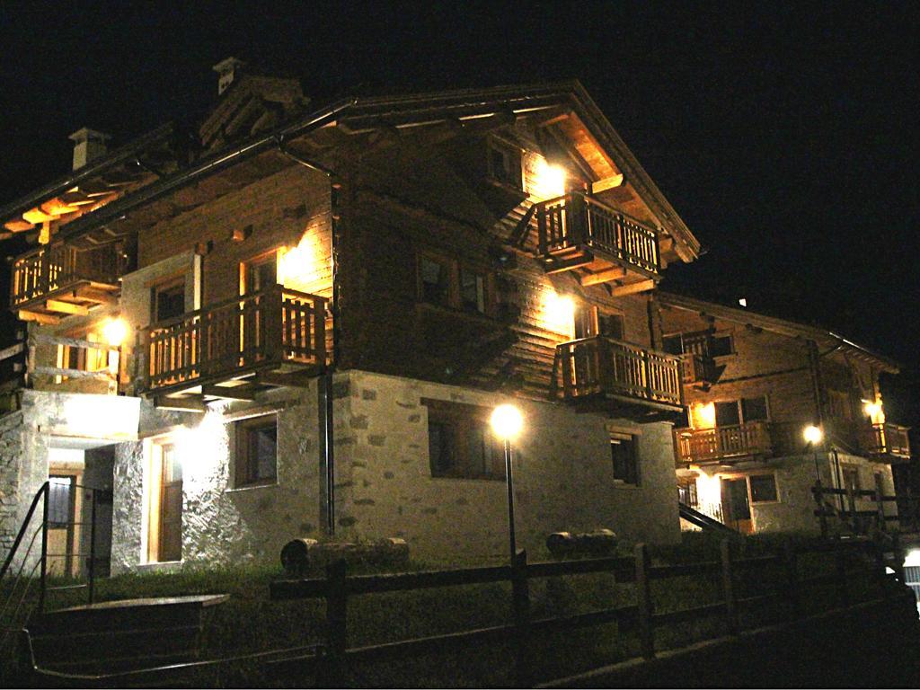 Chalet Selva Appartement Isolaccia Buitenkant foto